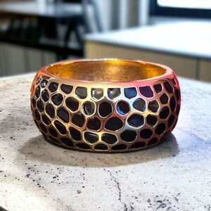 Macy’s Black And Gold Animal Print Thick Clamper Hinged Bangle NWT
